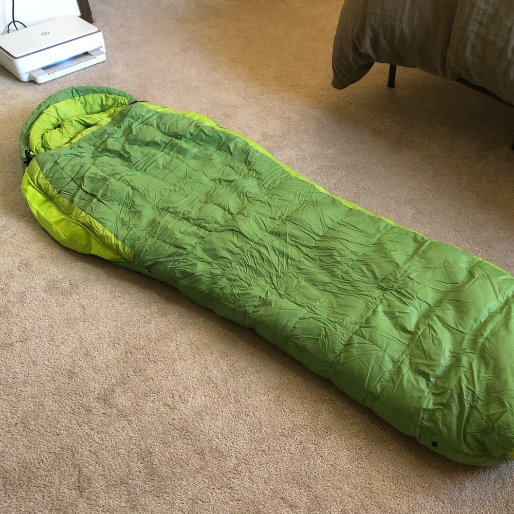 Sea to Summit Ascent AcIII (0 degree F, -18 degree C) down sleeping bag